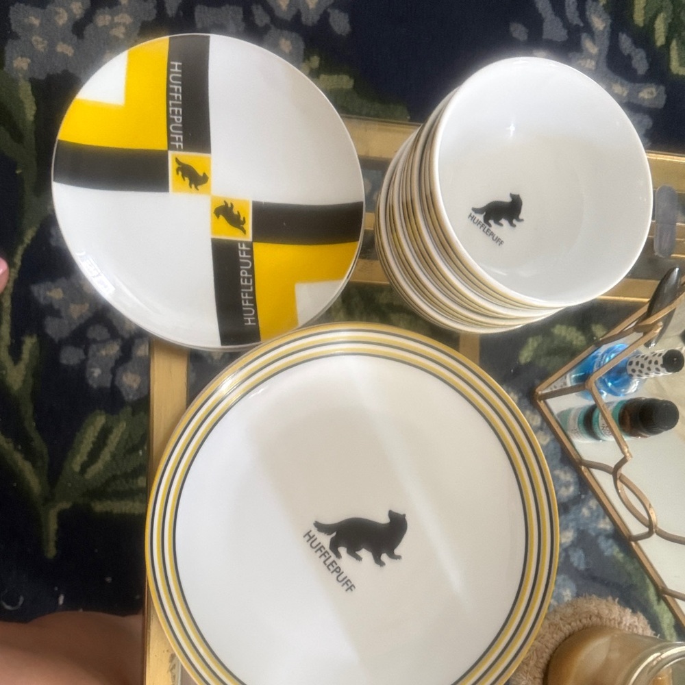 Hufflepuff Ceramic Dinnerware Set in Yellow, Black & White